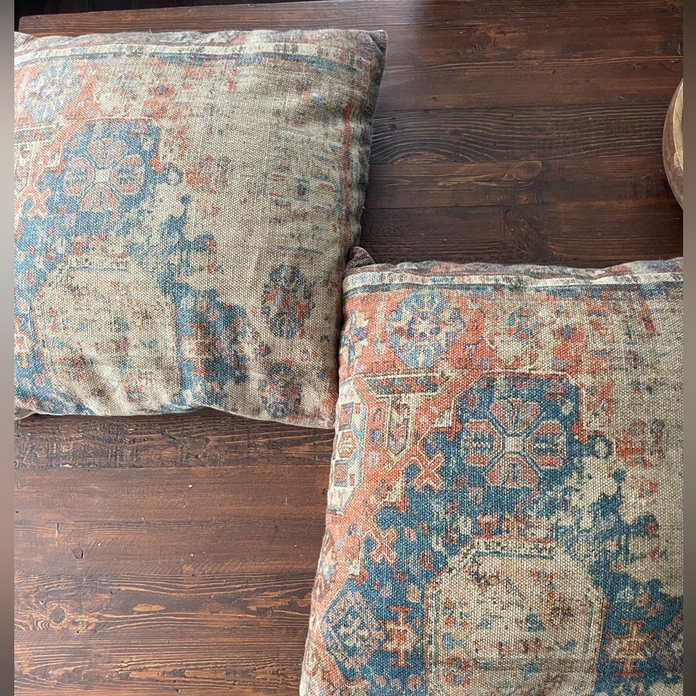 Pair of throw pillow covers Pottery Barn Navin